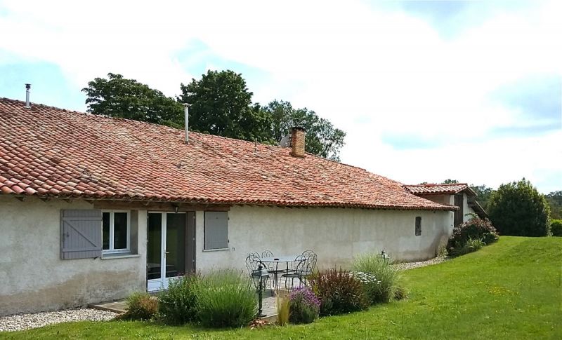 Terrasse-du-Gite-vue-ouest-3-juin-2016