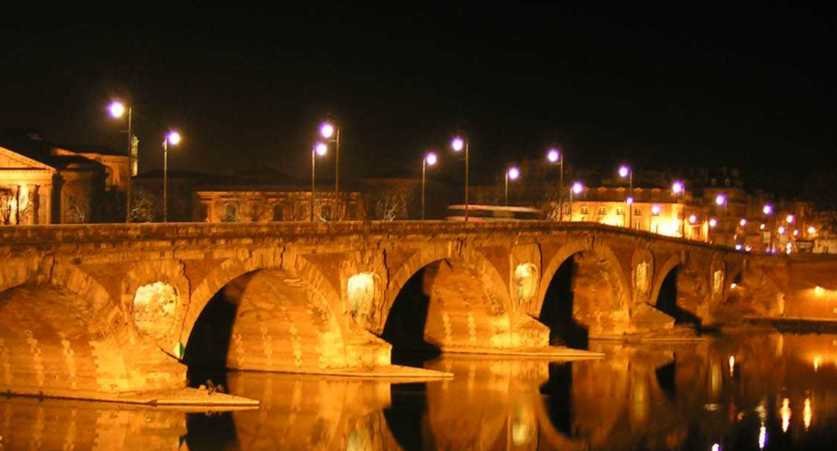 vue du pont neuf à Toulouse